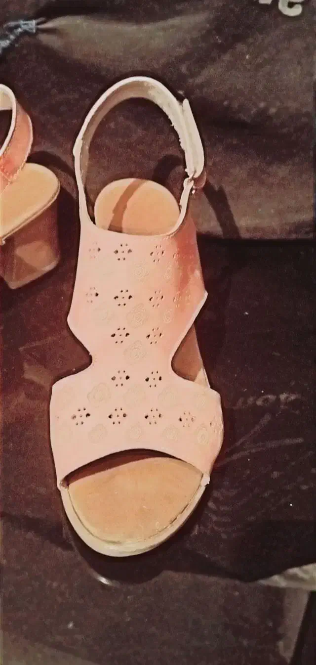 صندل|کیف، کفش، کمربند|خرم‌آباد, |دیوار