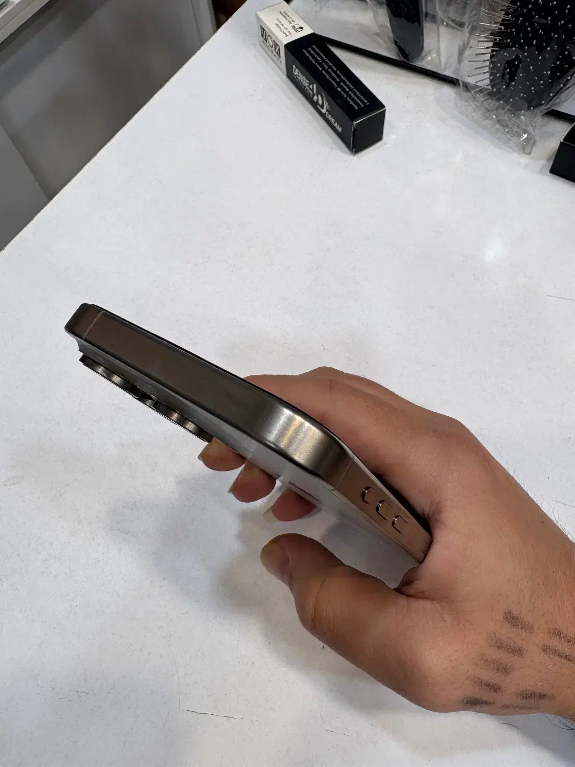 ۱۵ پرومکس تیتانیوم با شارژر اصلی|موبایل|قزوین, |دیوار