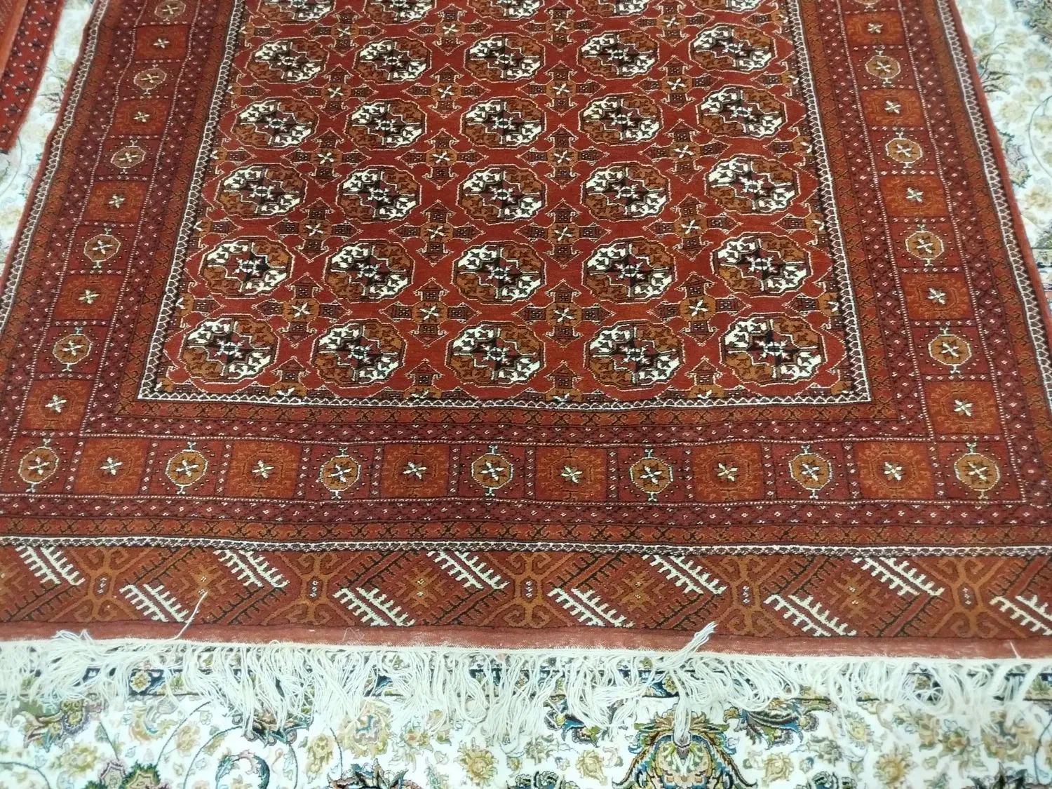 فروش فرش جرگلان و4عدد پشتی نونو 6متری|فرش|گمیشان, |دیوار
