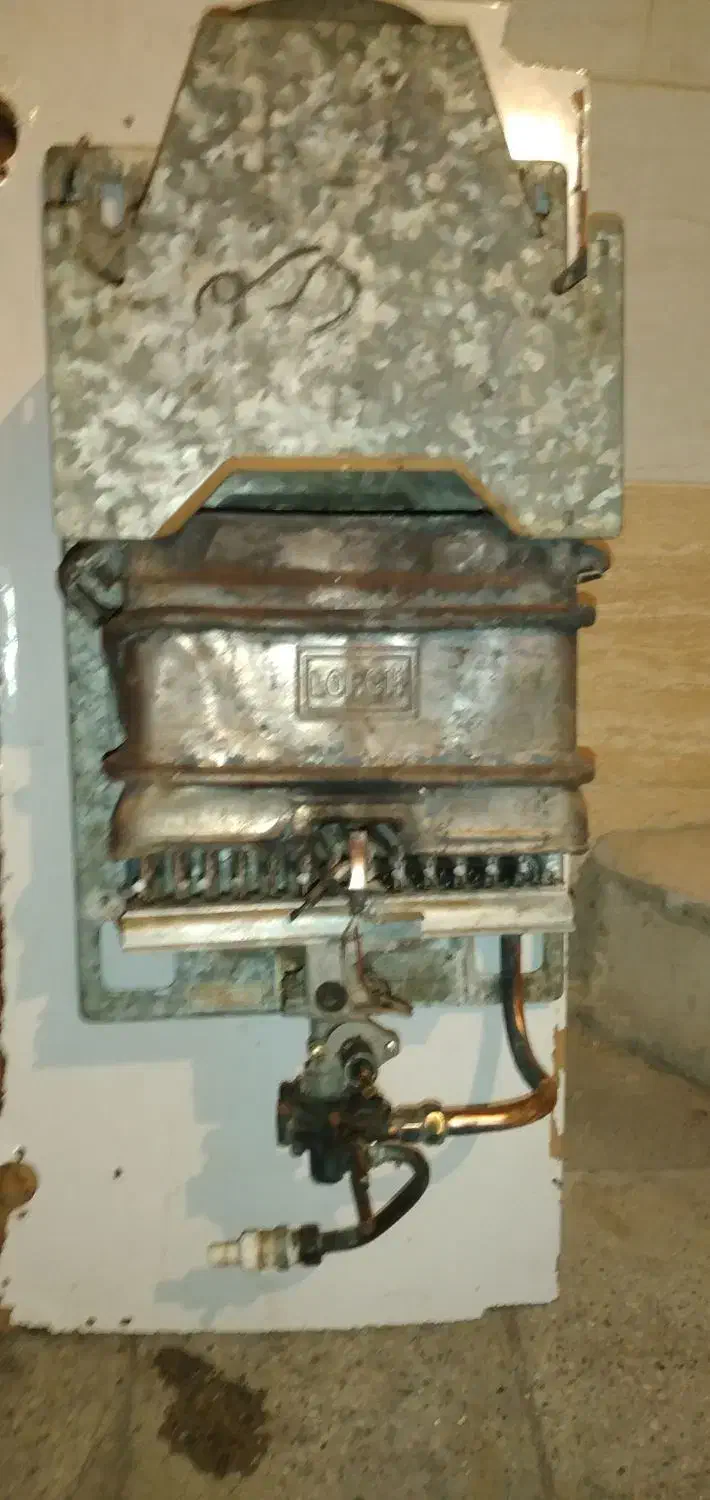 تعمیرات آبگرمکن (سیار)|خدمات پیشه و مهارت|دهلران, |دیوار