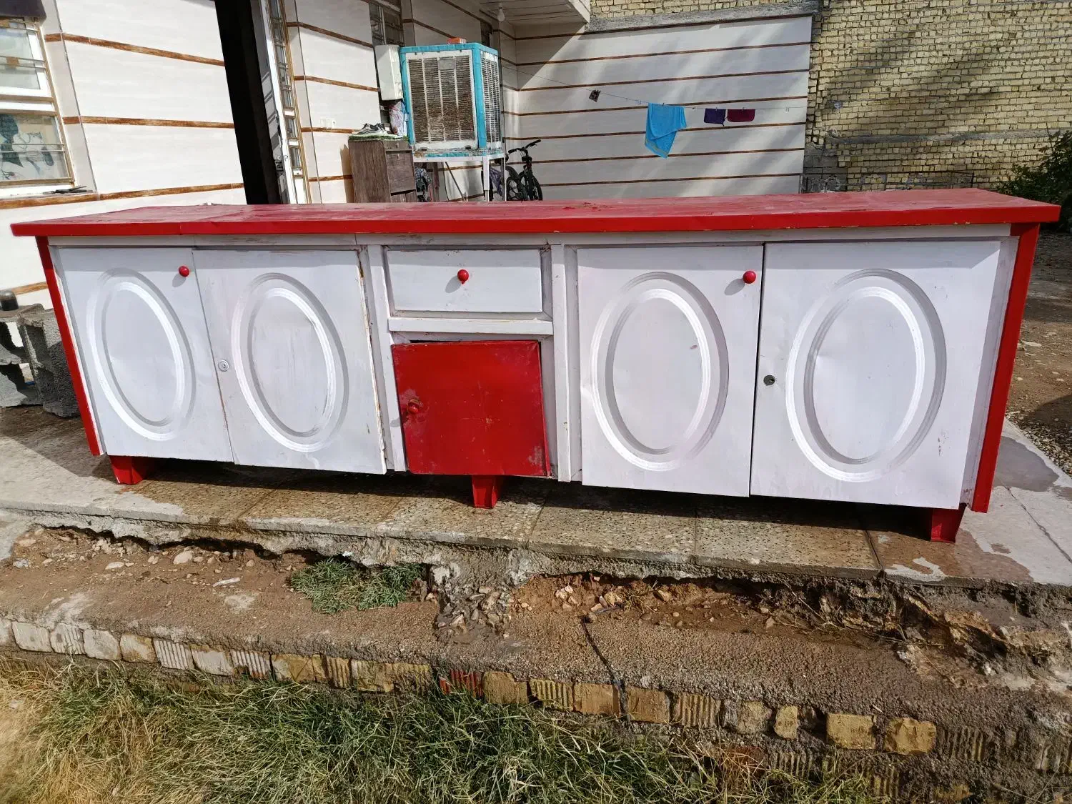 قرمز|صنایع دستی و سایر لوازم تزئینی|شیبکوه (فارس), |دیوار