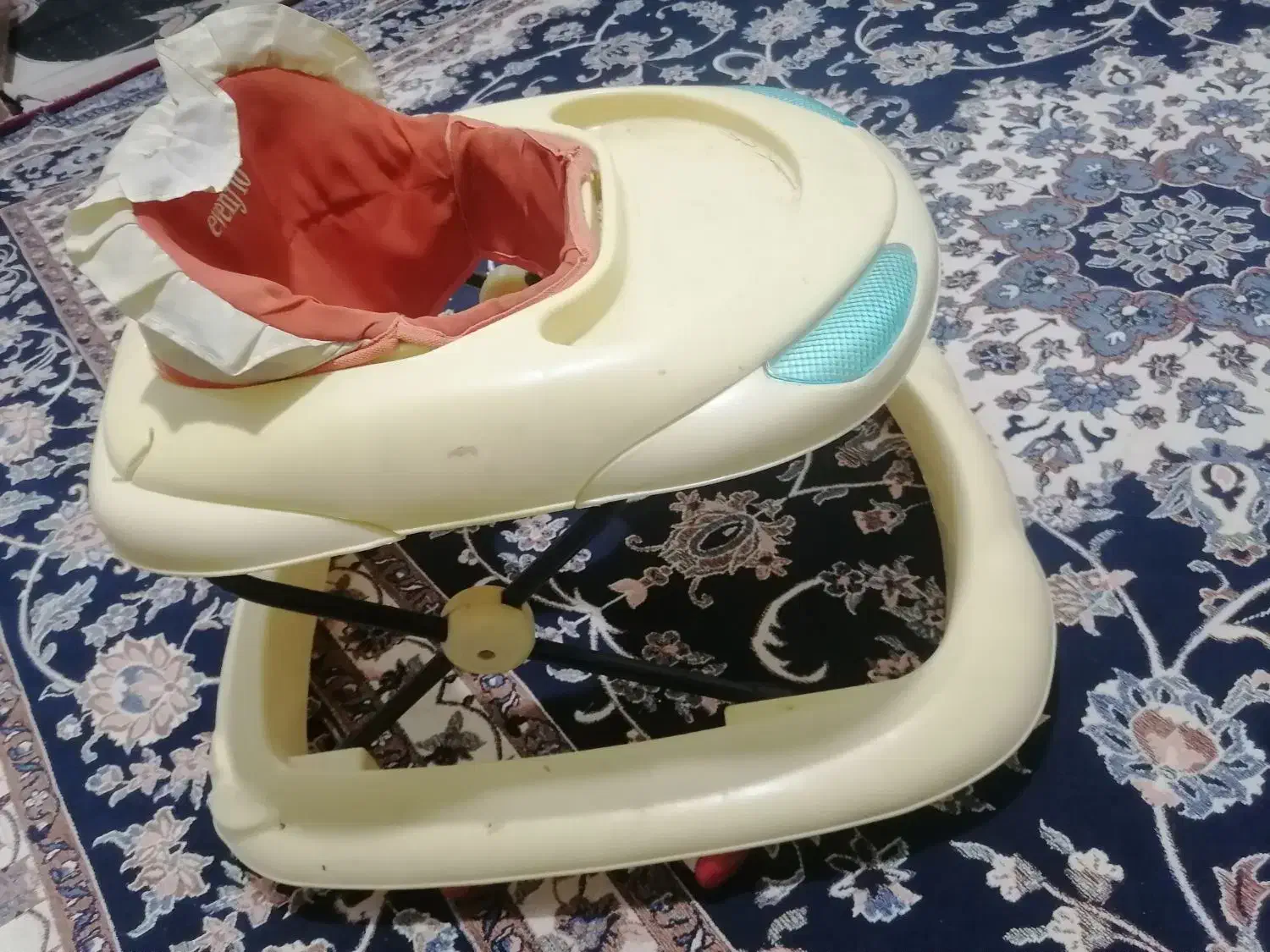 روروک وکریر گهواره|کالسکه و لوازم جانبی|زاهدان, |دیوار