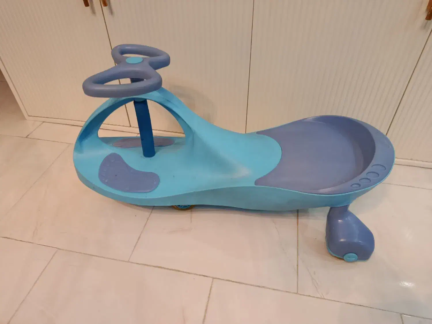 اسکوتر مقاوم آبی رنگ|دوچرخه، اسکیت، اسکوتر|تهران, شهرک نفت|دیوار