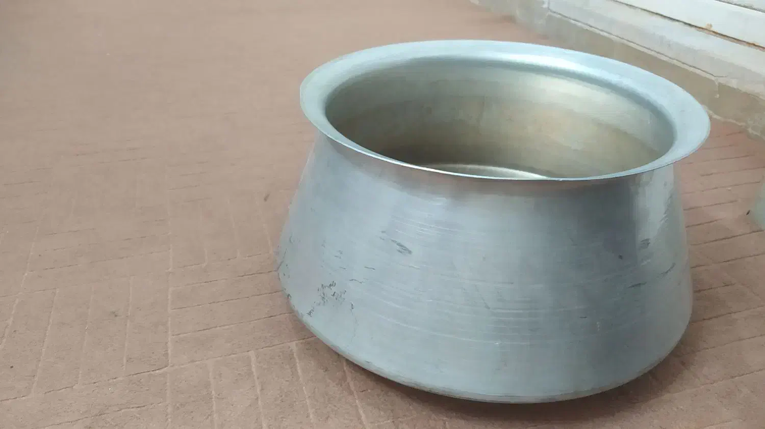 چهار تا سینی روحی و یک دیگ|ظروف پخت‌وپز|قم, پردیسان|دیوار