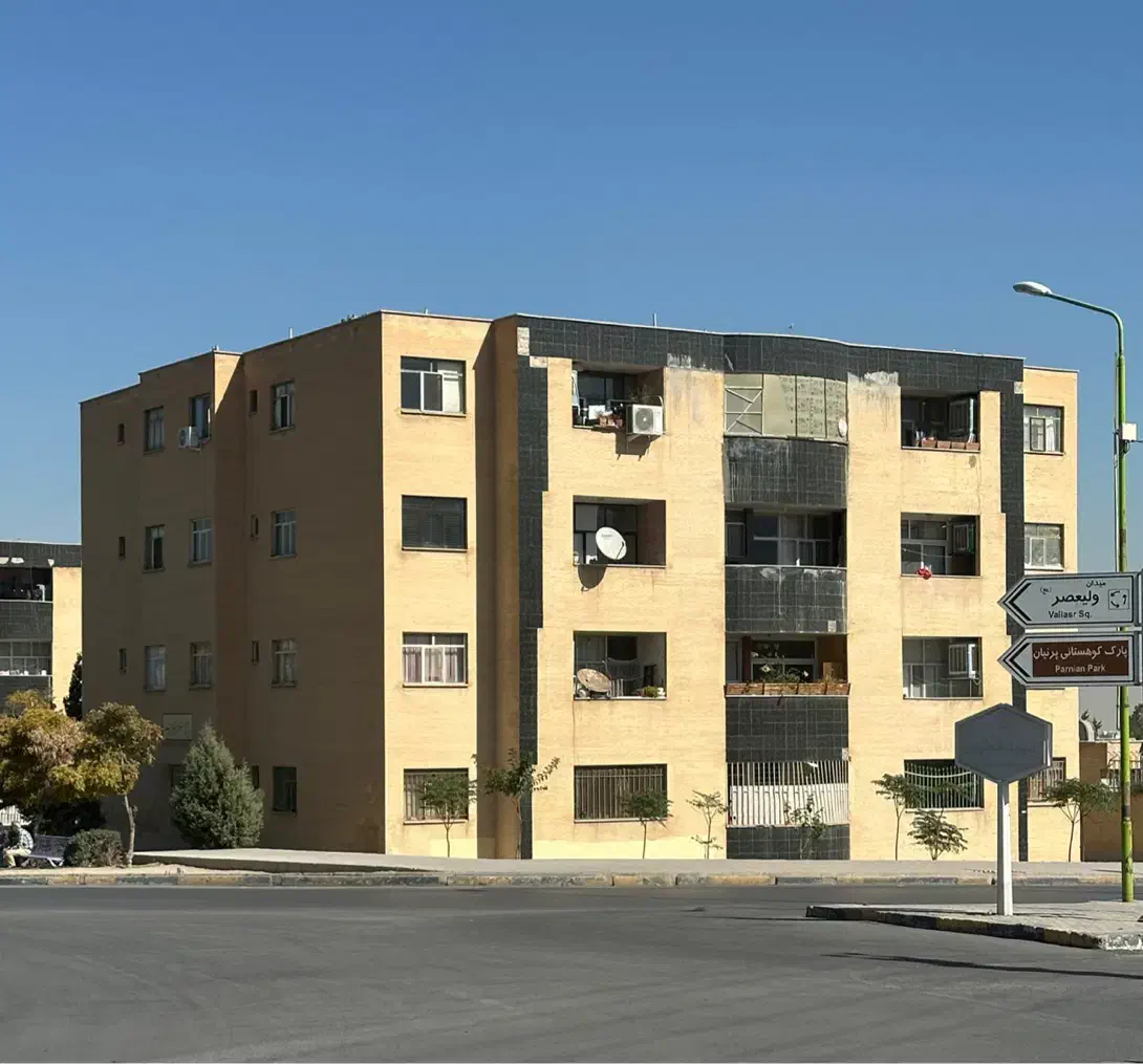 فروش آپارتمان دو خواب ابفاسرند ب۴|فروش آپارتمان|فولادشهر, B4|دیوار