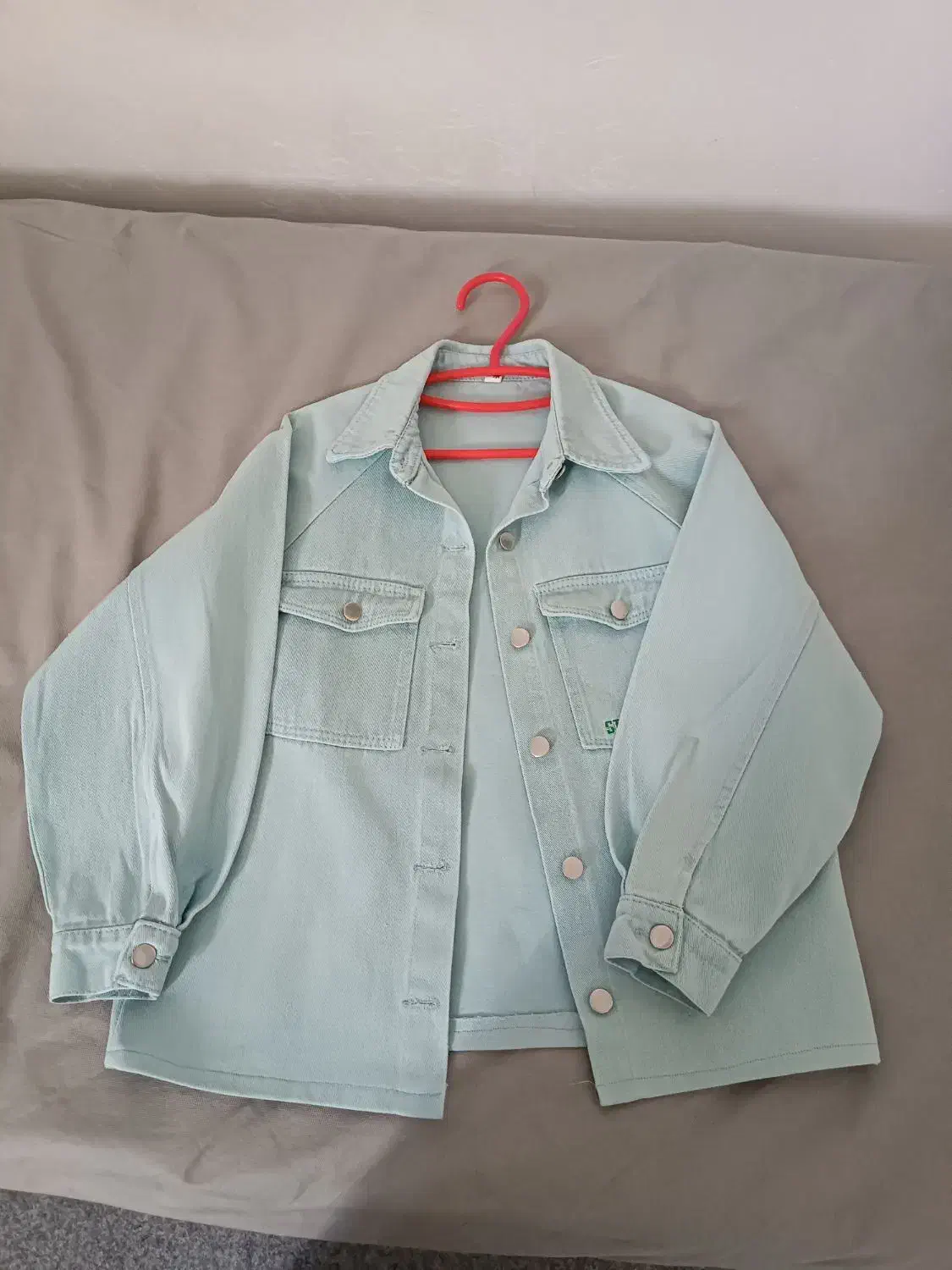 تعدادی لباس دونه ای دویست و سیصد هزار تومان|لباس|سیرجان, |دیوار