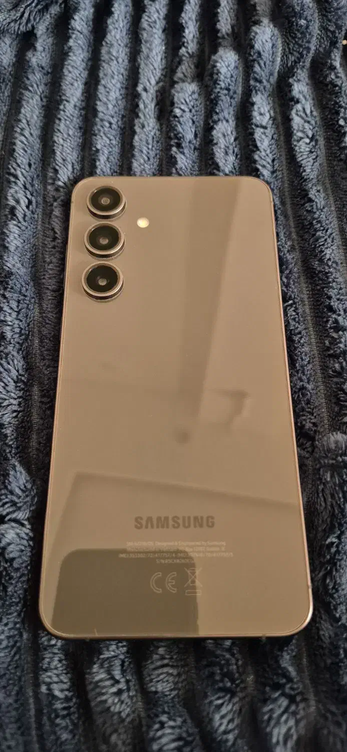 اس 24 fe|موبایل|اصفهان, خواجو|دیوار