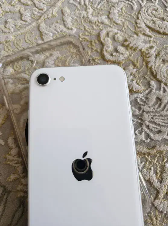 ایفون SE 2020|موبایل|اصفهان, اصفهانک|دیوار