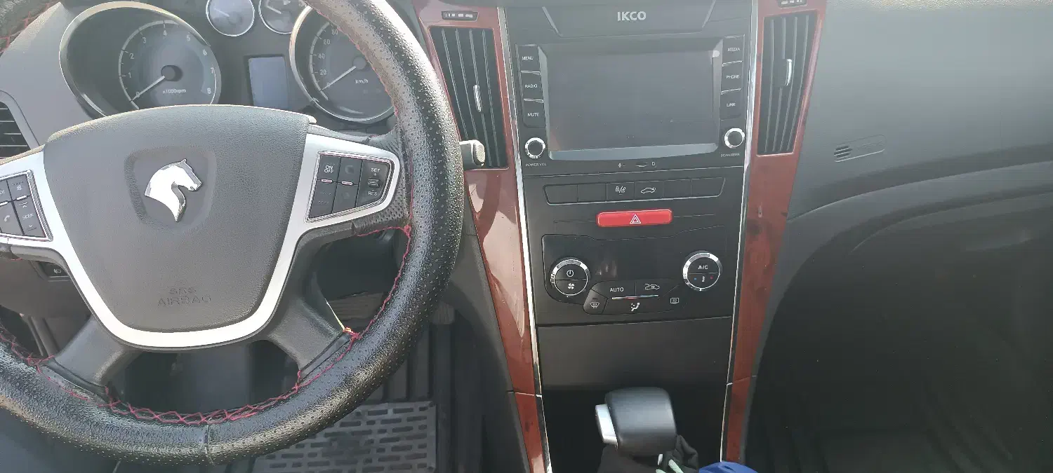 دنا پلاس اتومات 1401|خودرو سواری و وانت|رشت, گلباغ نماز|دیوار