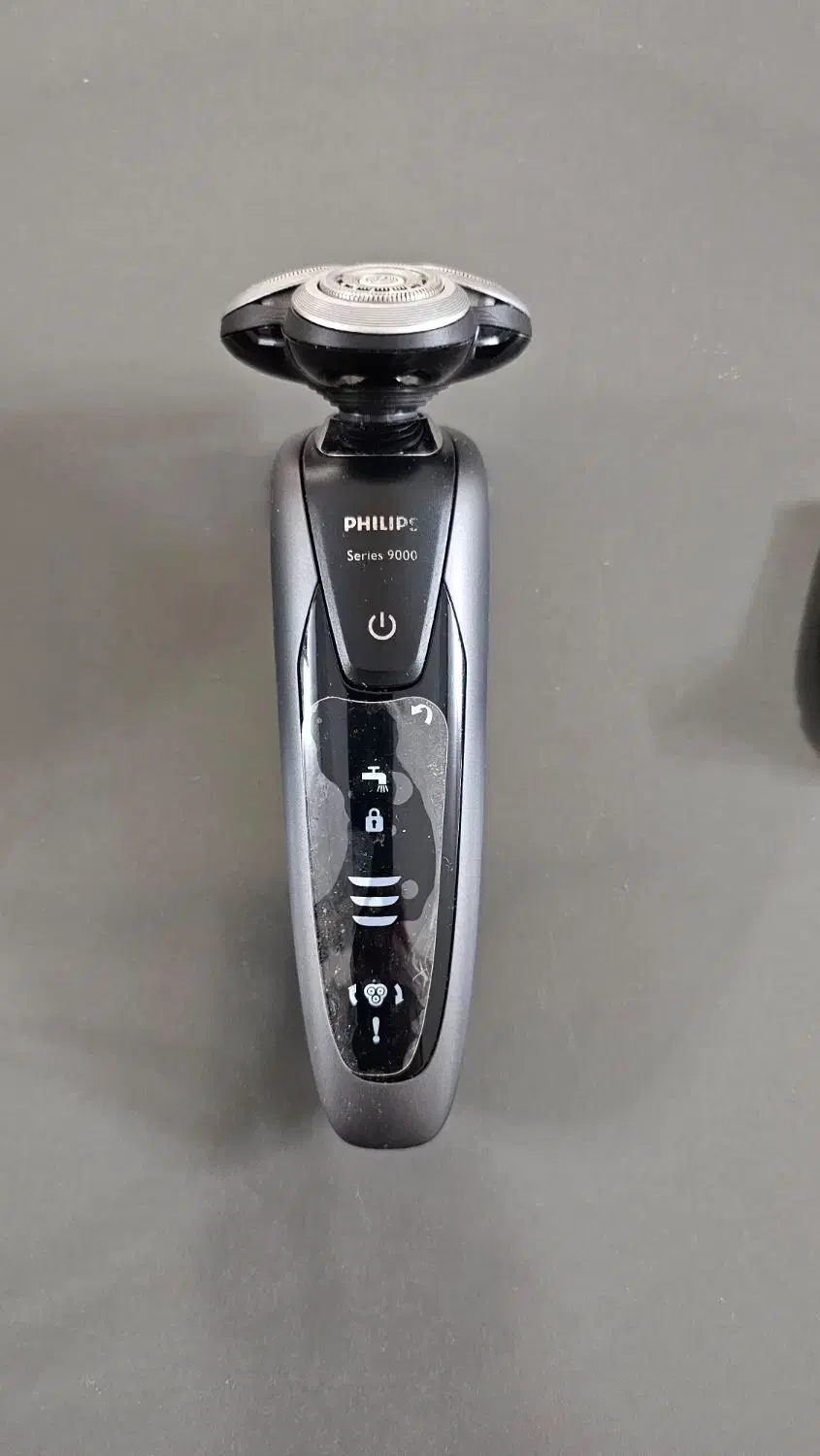 ماشین اصلاح صورت فیلیپس مدل S9031|آرایشی، بهداشتی، درمانی|مشهد, حسابی جنوبی (شهرک غرب)|دیوار