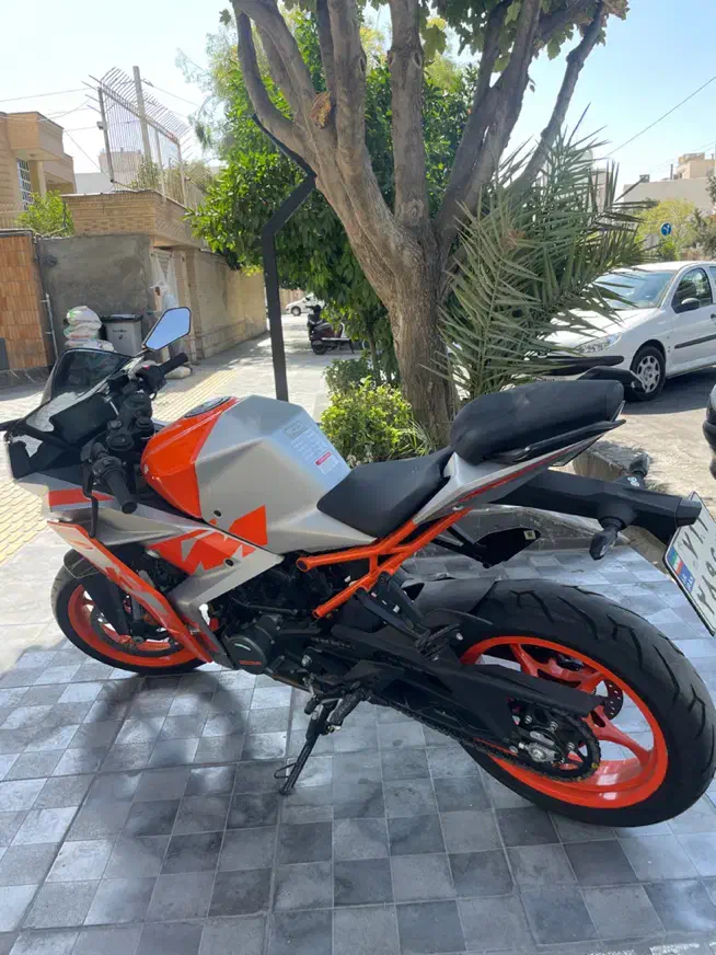فروش موتور KTM RC 200|موتورسیکلت|شیراز, زرهی|دیوار