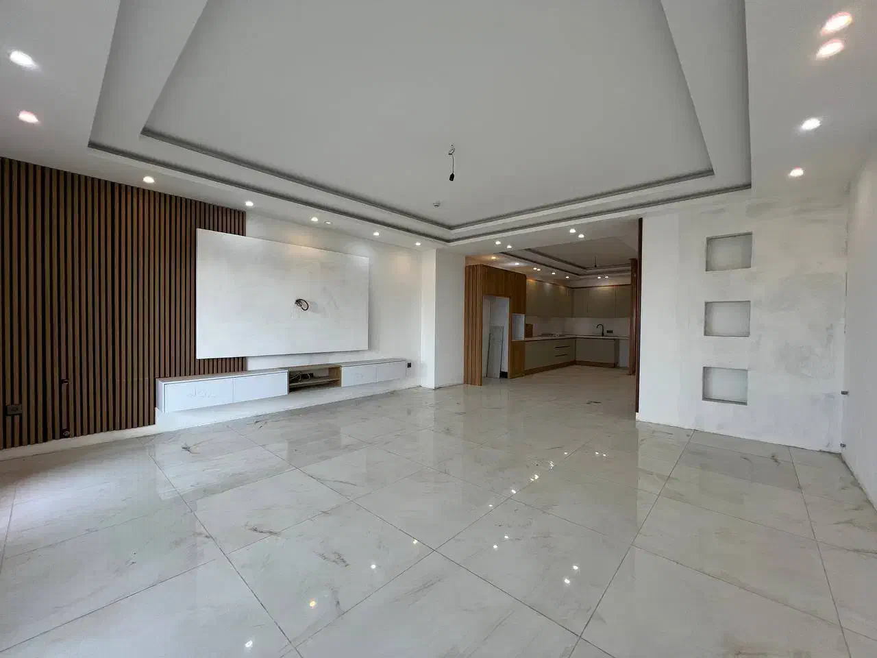 فروش واحد ۱۳۵ متری برج زیبای حسام|فروش آپارتمان|سرخرود, |دیوار