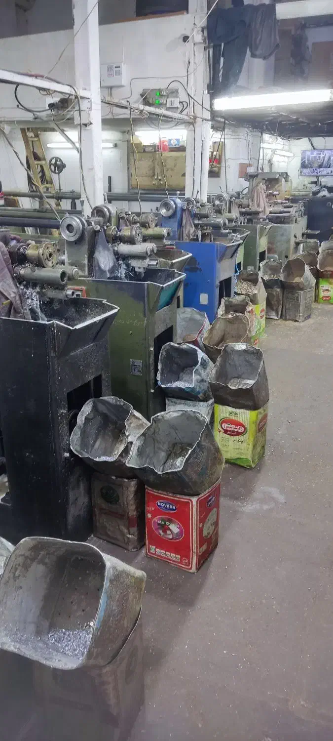 تراپ کار ماهر یا نیمه ماهر و یک کارگر ساده دلر کار|استخدام صنعتی، فنی، مهندسی|تهران, افسریه شمالی|دیوار