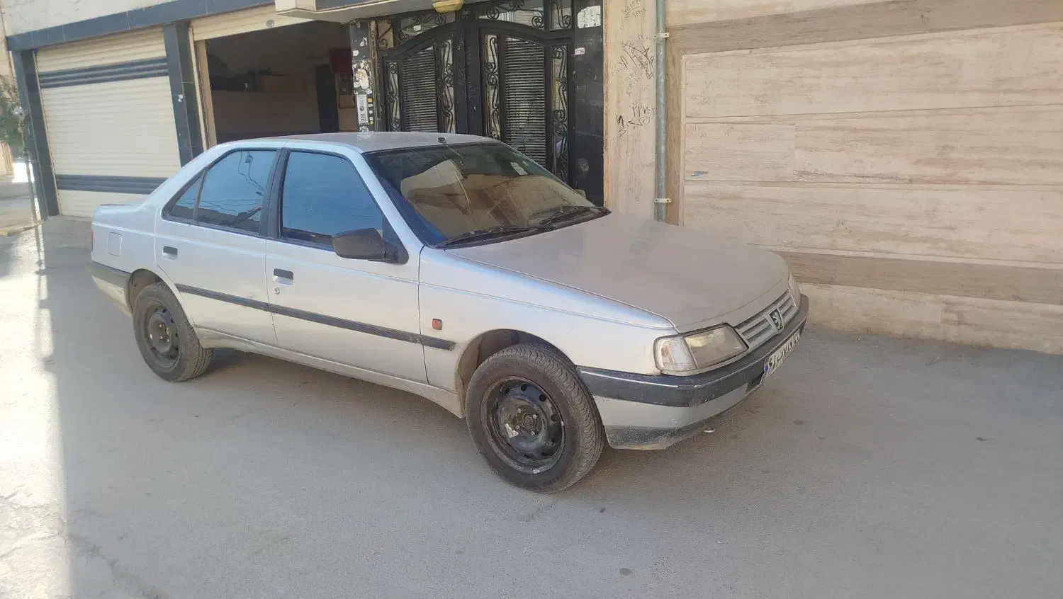 پژو 405 مدل 85|خودرو سواری و وانت|خرم‌آباد, |دیوار