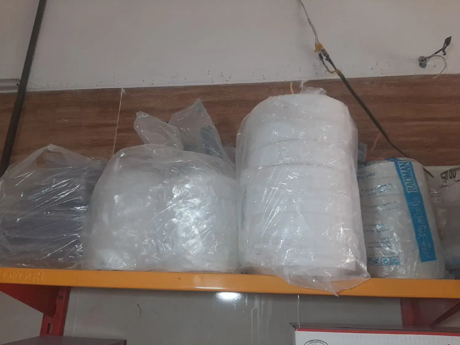 ظرف یکبار مصرف|ظروف نگهدارنده، پلاستیکی، یکبارمصرف|بروجرد, |دیوار