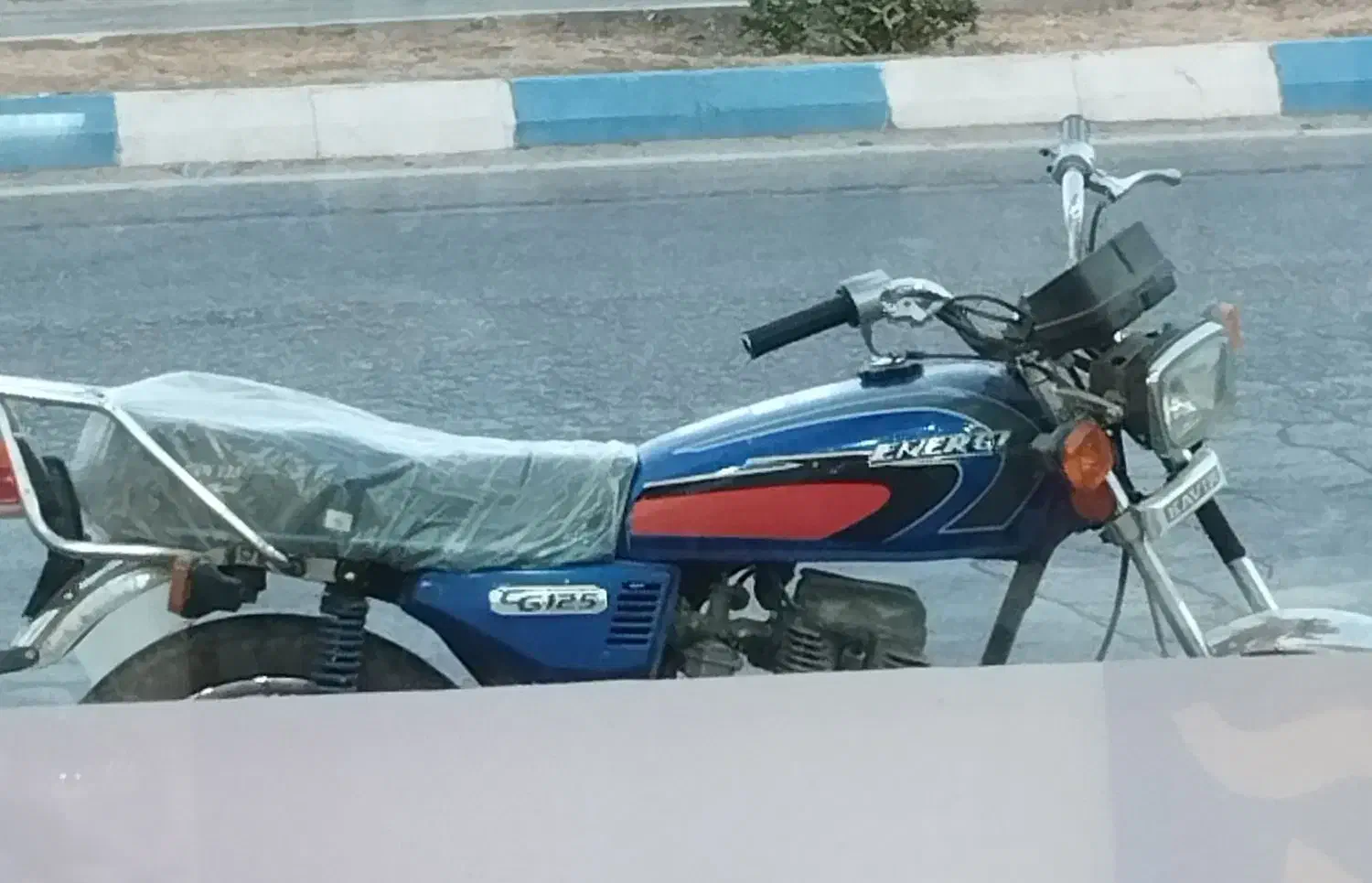 موتورهوندا۱۲۵پلاکسفیدمدارکسند|موتورسیکلت|رامهرمز, |دیوار