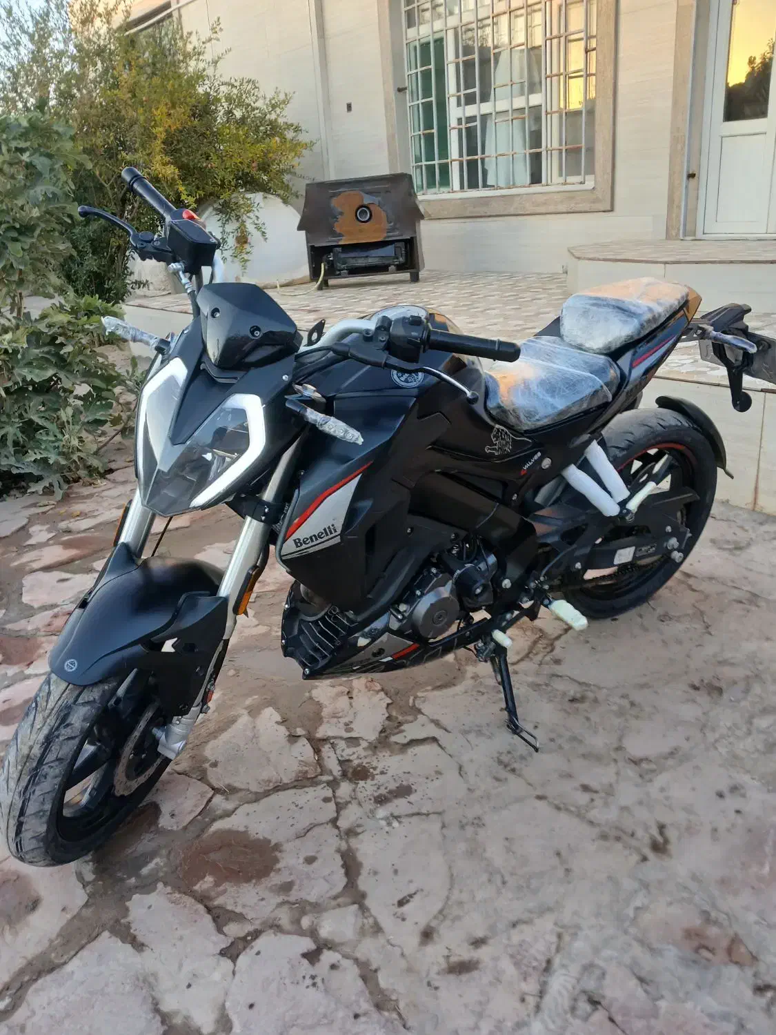 بنلی ۱۸۰|موتورسیکلت|نیشابور, دارایی|دیوار