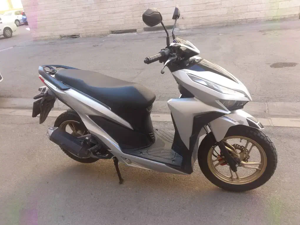 موتور کلیک مدل ۱۳۹۹|موتورسیکلت|ری, سرتخت|دیوار