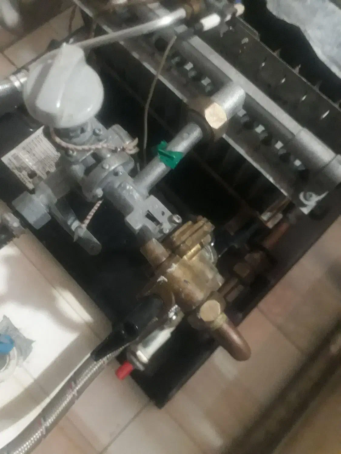 تعمیرات ابگرمکن دیواری|خدمات پیشه و مهارت|تربت‌حیدریه, کلاته توکلی|دیوار