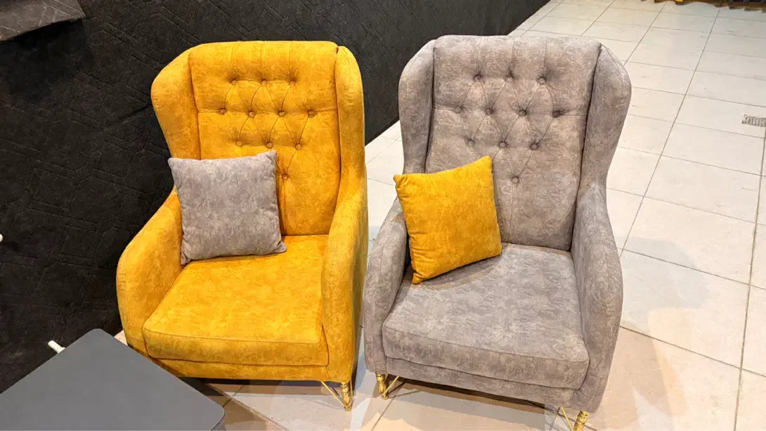 مبل و میز و صندلی و پرده در حد نو|دفتر کار|یزد, |دیوار