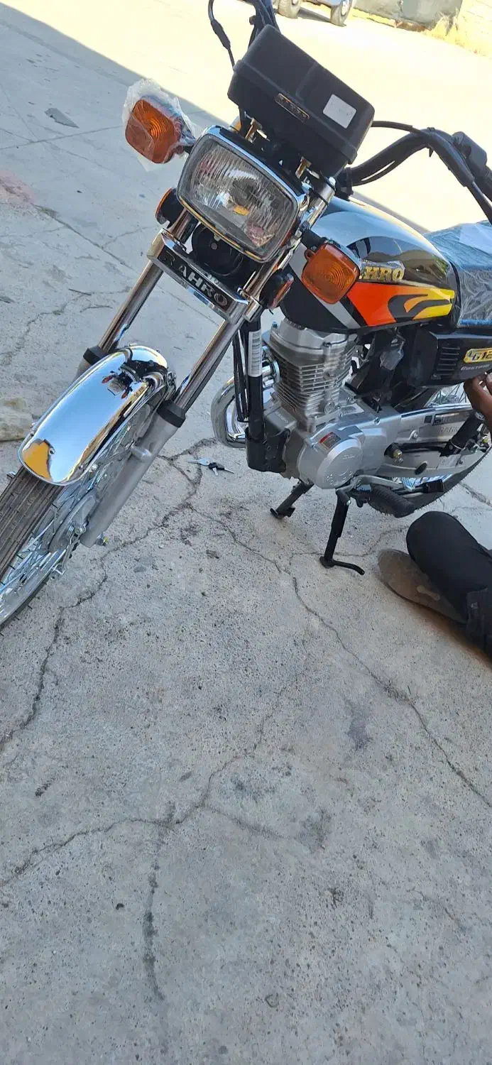 موتور ۱۲۶|موتورسیکلت|شیراز, مسلم|دیوار