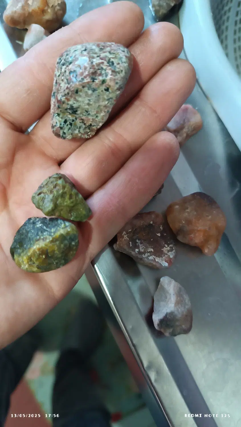 سنگ|کلکسیون اشیاء عتیقه|گلبهار, شهر جدید گلبهار|دیوار