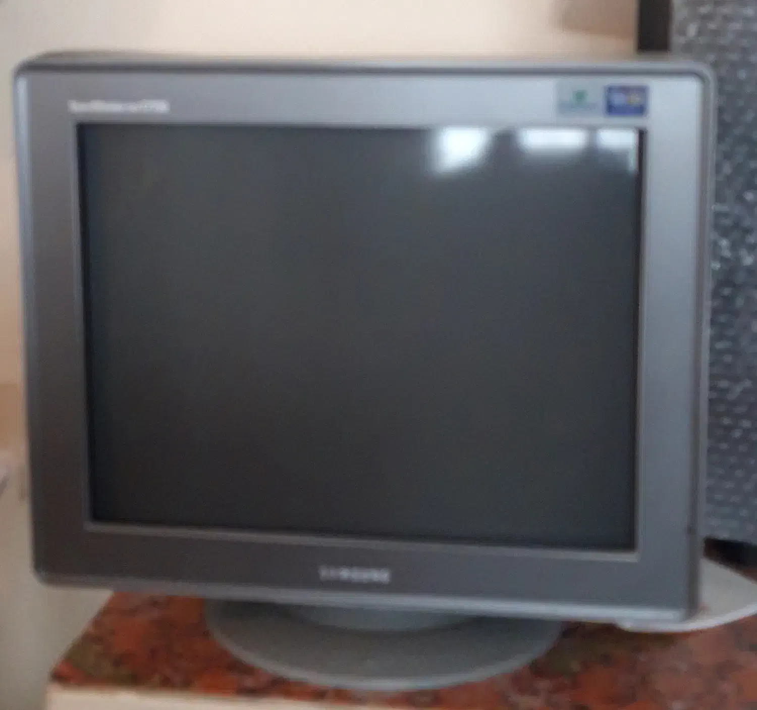 مانیتور رایانه رومیزی سامسونگ|قطعات و لوازم جانبی رایانه|کرمانشاه, |دیوار