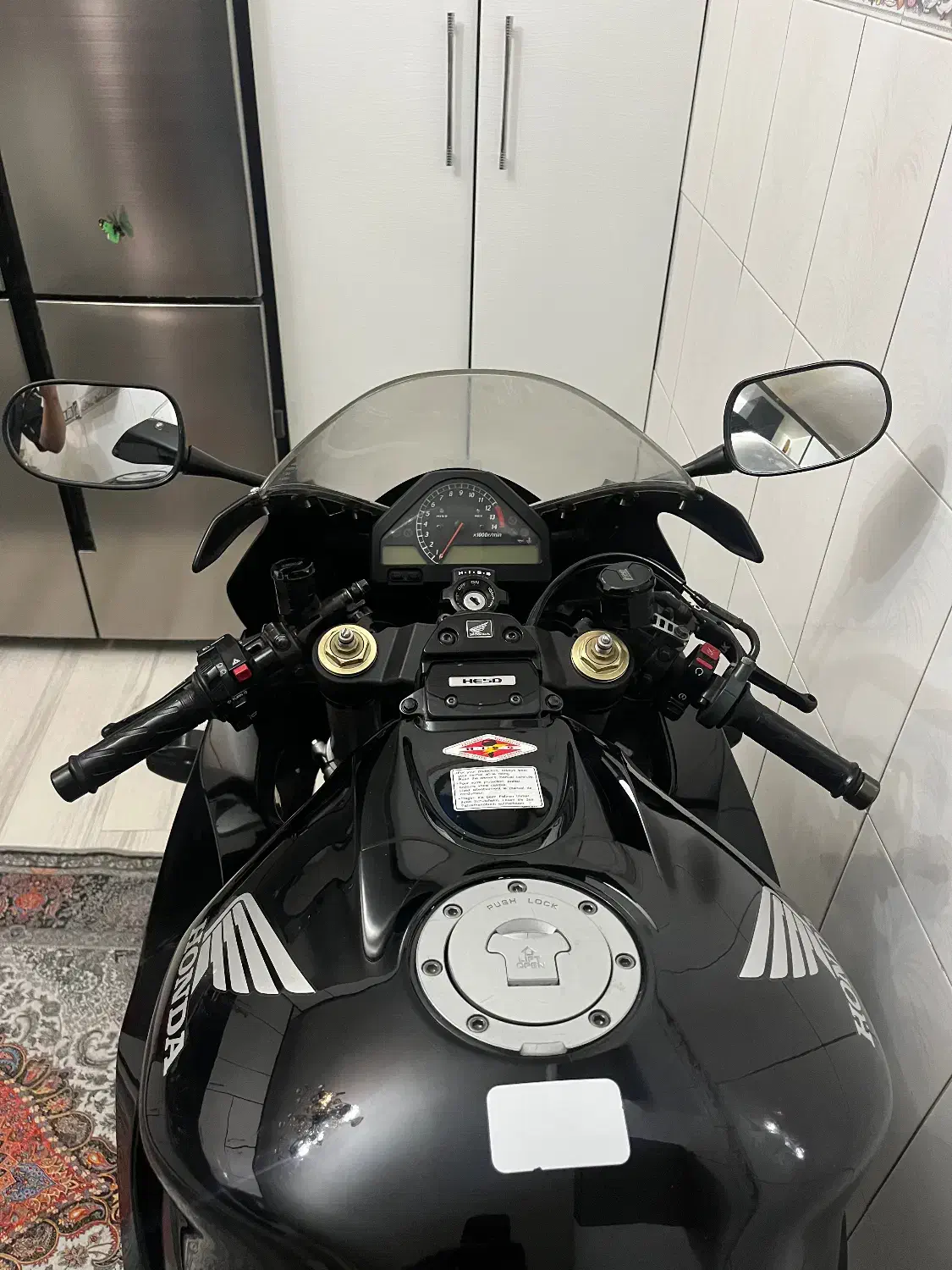 cbr1000|موتورسیکلت|اسلام‌شهر, شهرک جانبازان|دیوار