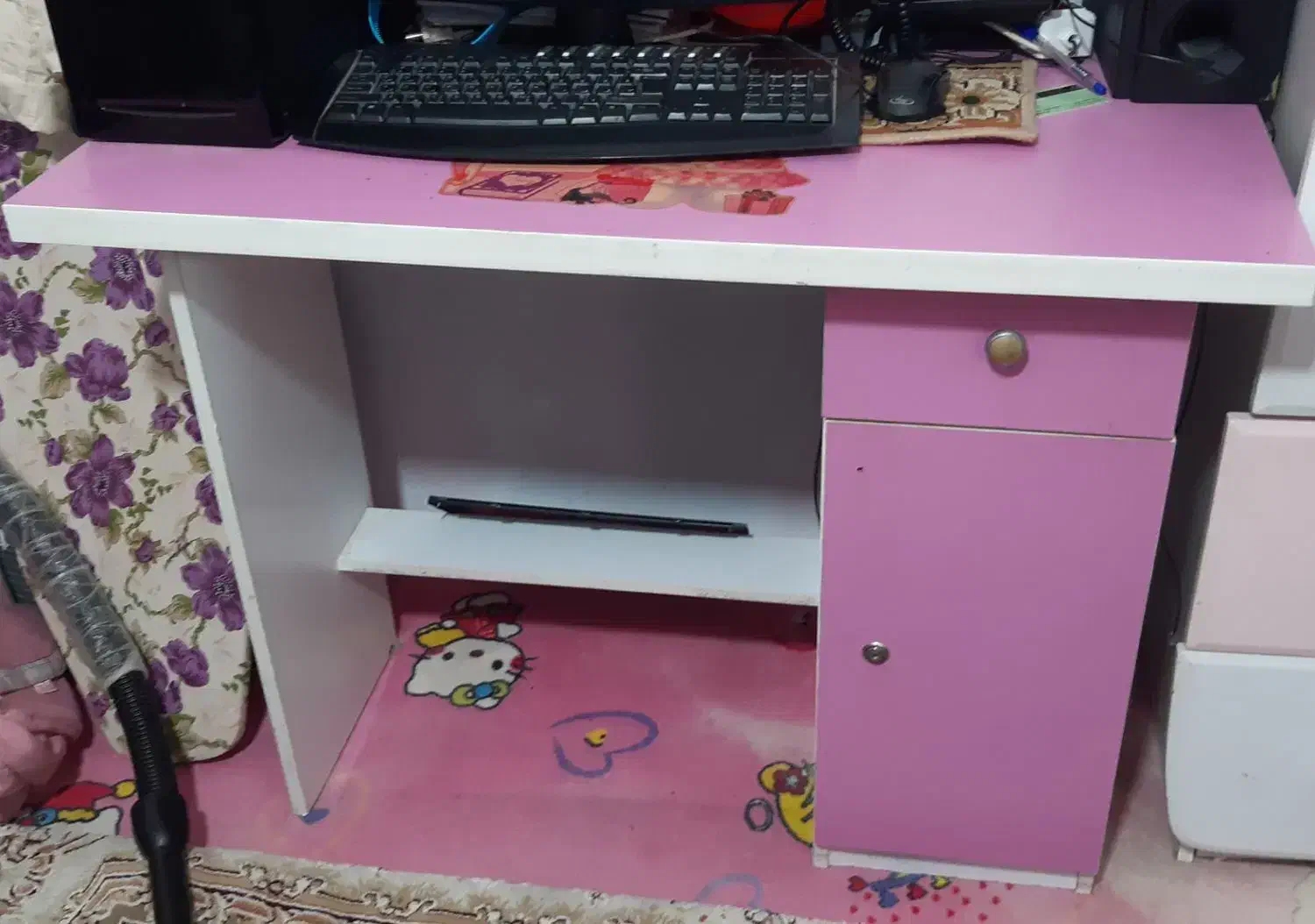 دوتا کمد ایستاده|جاکفشی، کمد، دراور|پاوه, |دیوار