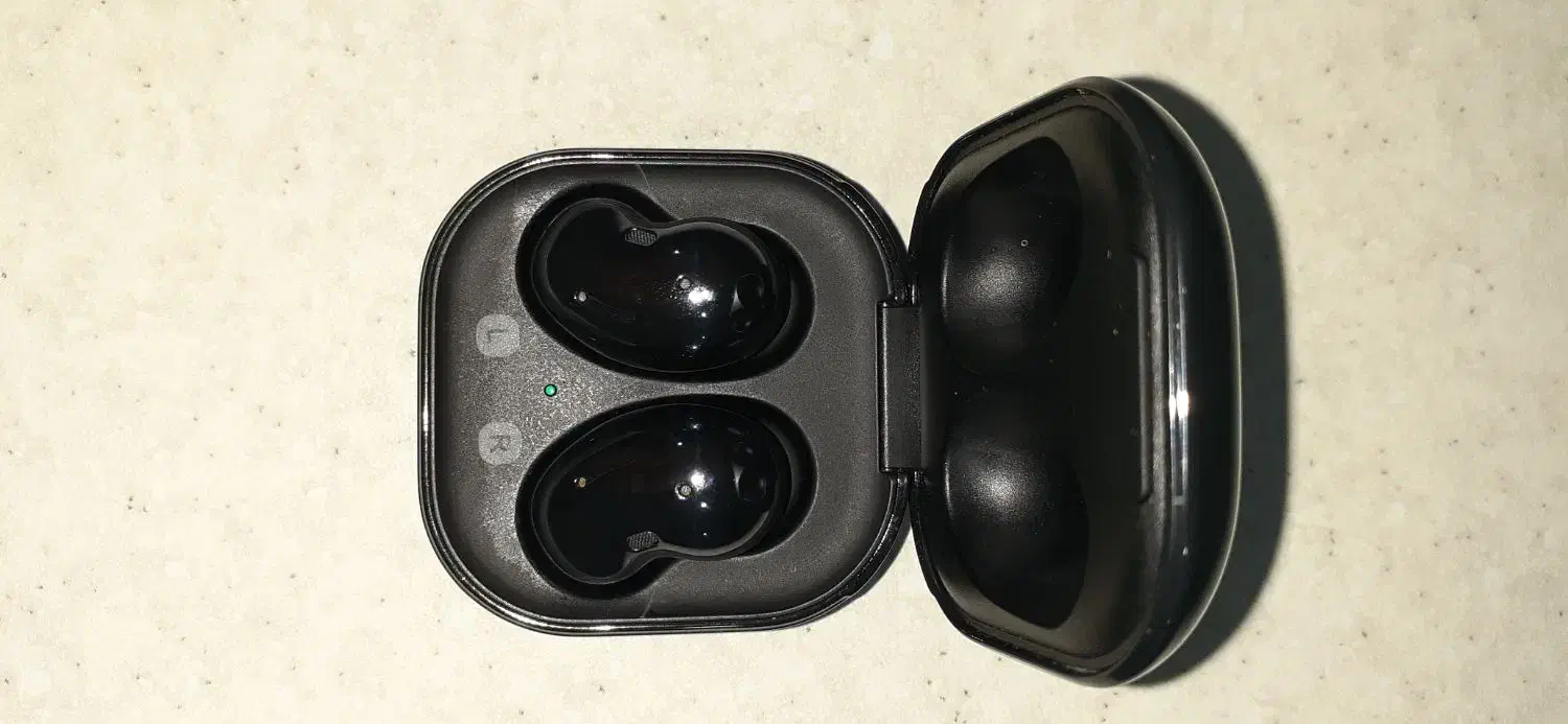 گلکسی بادز لایو سامسونگ|لوازم جانبی موبایل و تبلت|محمدشهر, شهرک چمران|دیوار