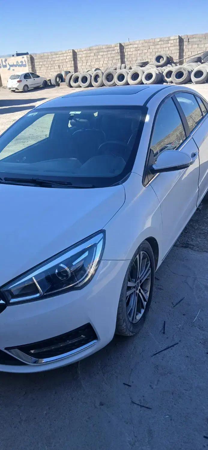 اریزو ۵|خودرو سواری و وانت|نجفآباد, حومه نجف آباد|دیوار