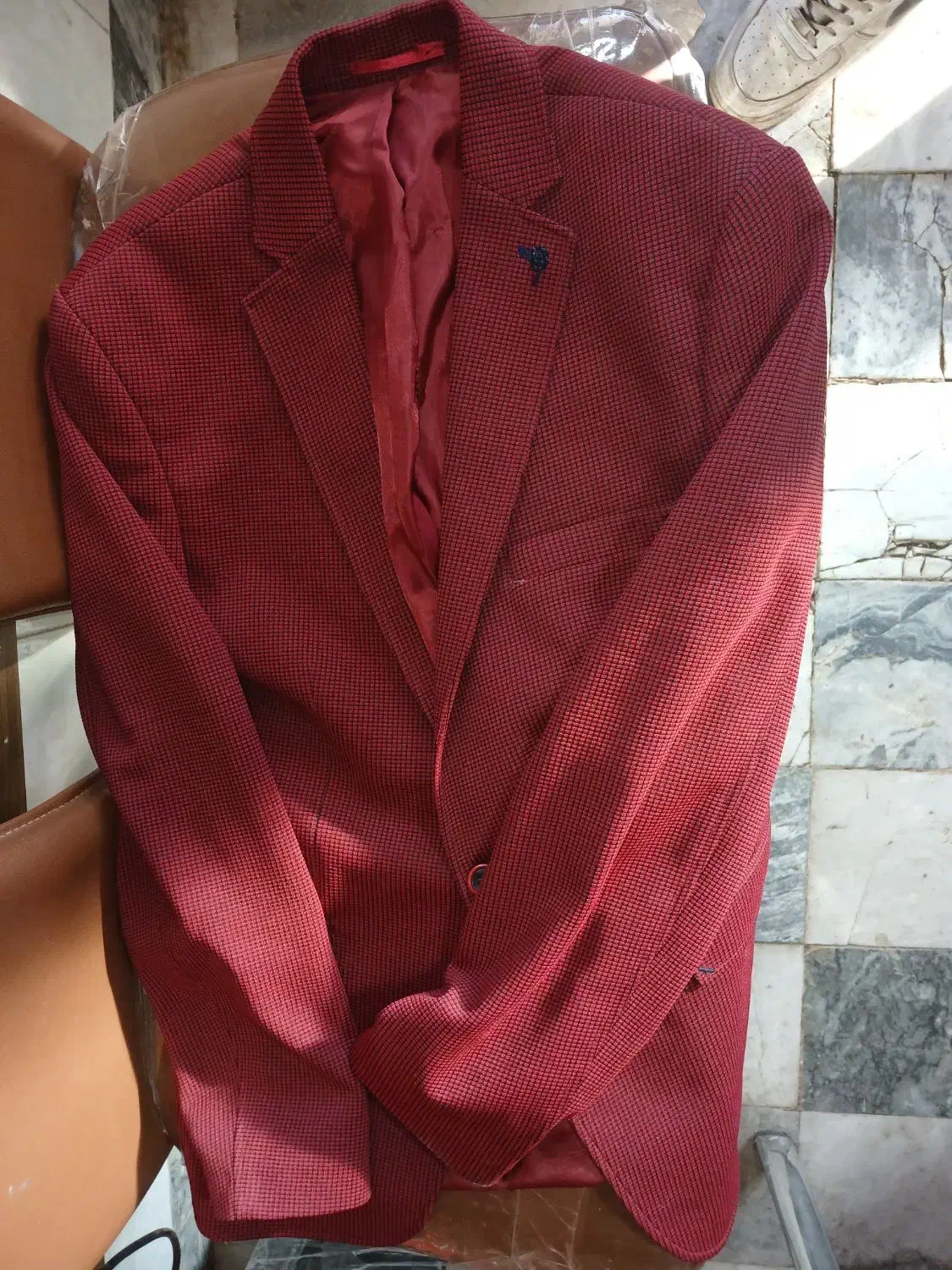 کاپشن تک شخصیتی|لباس|الشتر, |دیوار