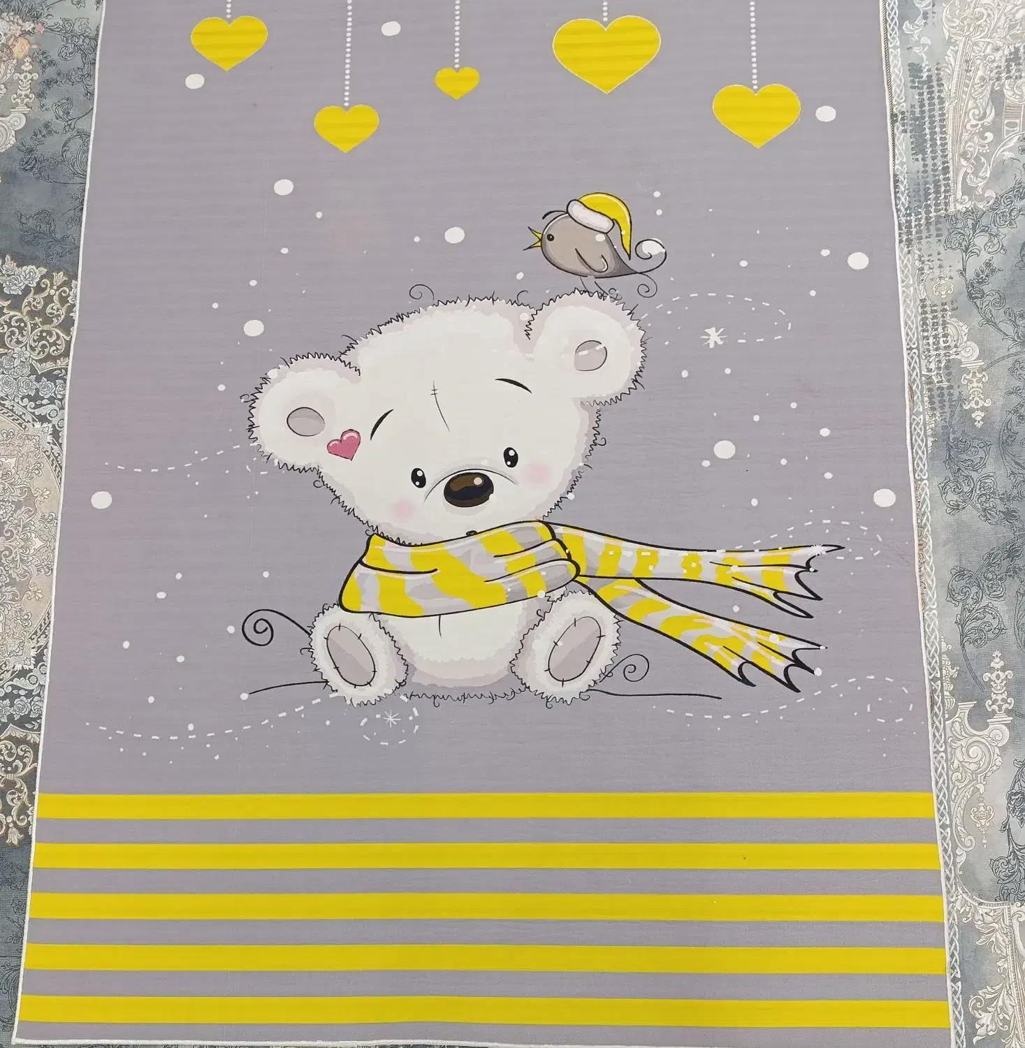 فرشینه ۴ونیم متری اتاق کودک|فرش|کرج, شهرک رازی (حصارک)|دیوار