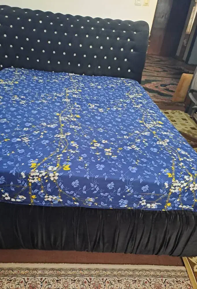 فروش تخت خواب ۲نفره در حد نو|تشک تختخواب|لاهیجان, خمیر کلایه|دیوار