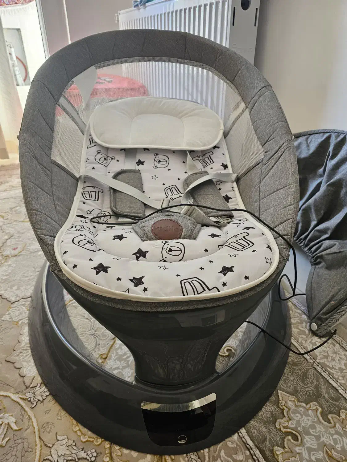 گهواره برقی کیدیلو|تخت و صندلی بچه|مرودشت, ولایت|دیوار