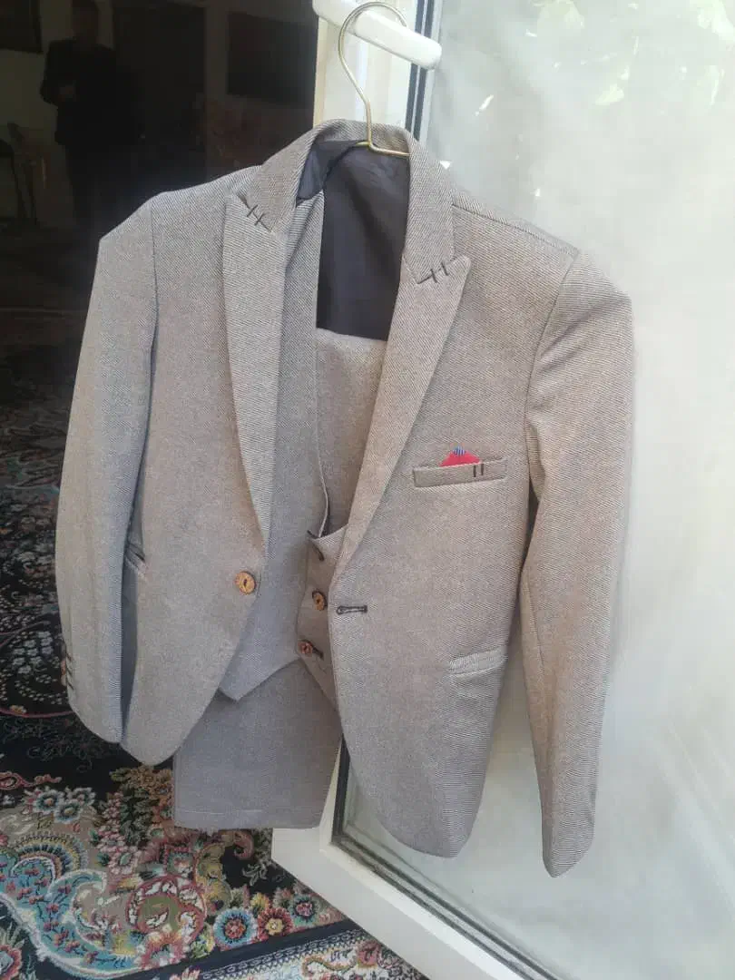 کت وشلوار وکفش کالج سایز 26  پوشیده نشده|کفش و لباس بچه|داراب, |دیوار