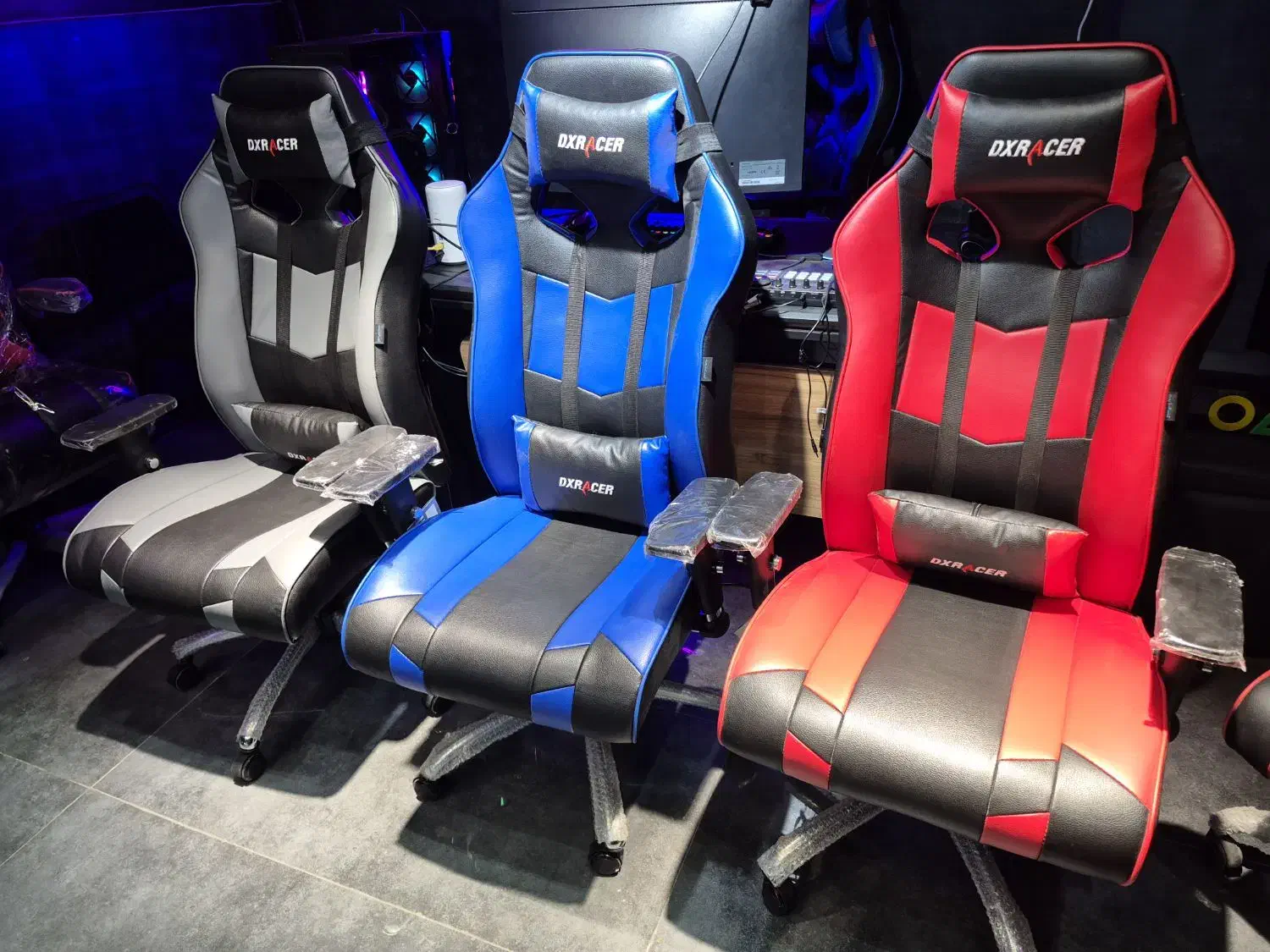 صندلی گیمینگ Dxracer با ۳۶ ماه گارانتی (نمایندگی)|صندلی و نیمکت|مشهد, سناباد|دیوار