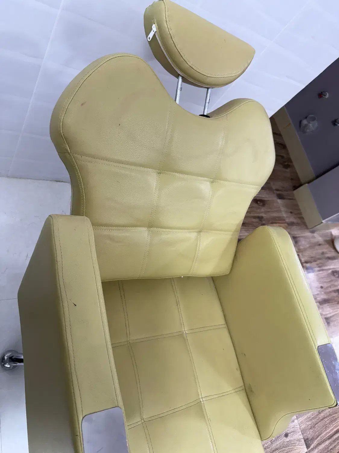 صندلی میکاپ|آرایشگاه و سالن‌های زیبایی|بندر ماهشهر, |دیوار