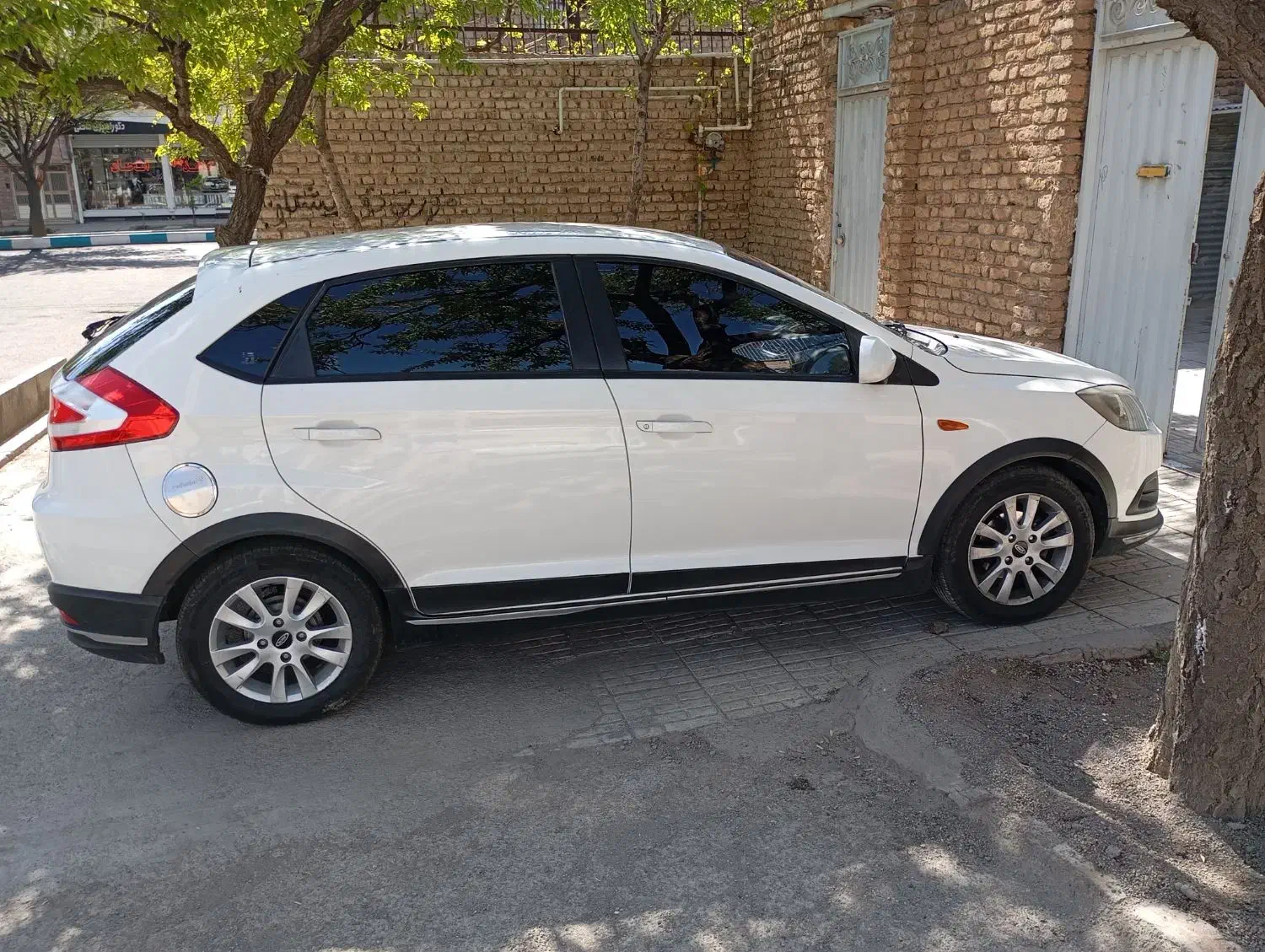 ام وی ام۳۱۵مدل ۹۶بی رنگ|خودرو سواری و وانت|زنجان, |دیوار