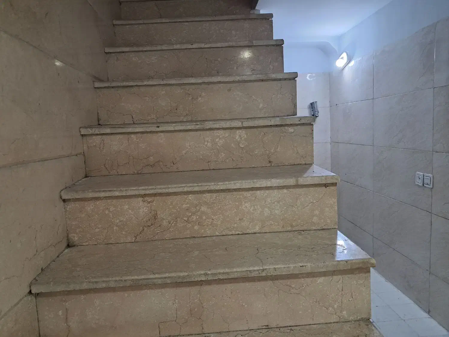 اجاره زیر زمین|اجارهٔ مغازه و غرفه|تهران, شهرک ولیعصر جنوبی|دیوار