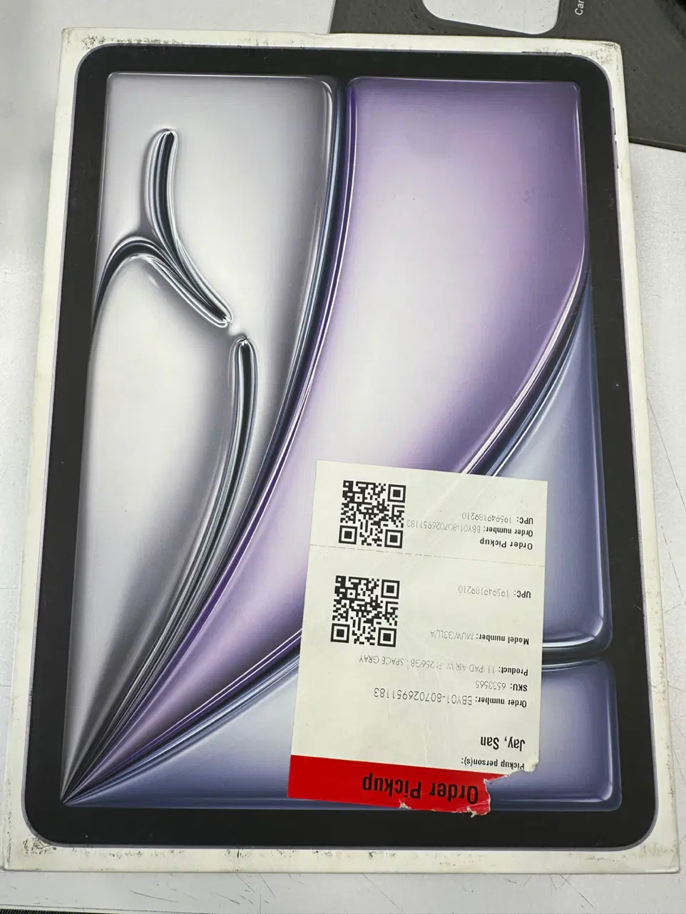Ipad air va ipad pro|تبلت|تهران, درختی|دیوار