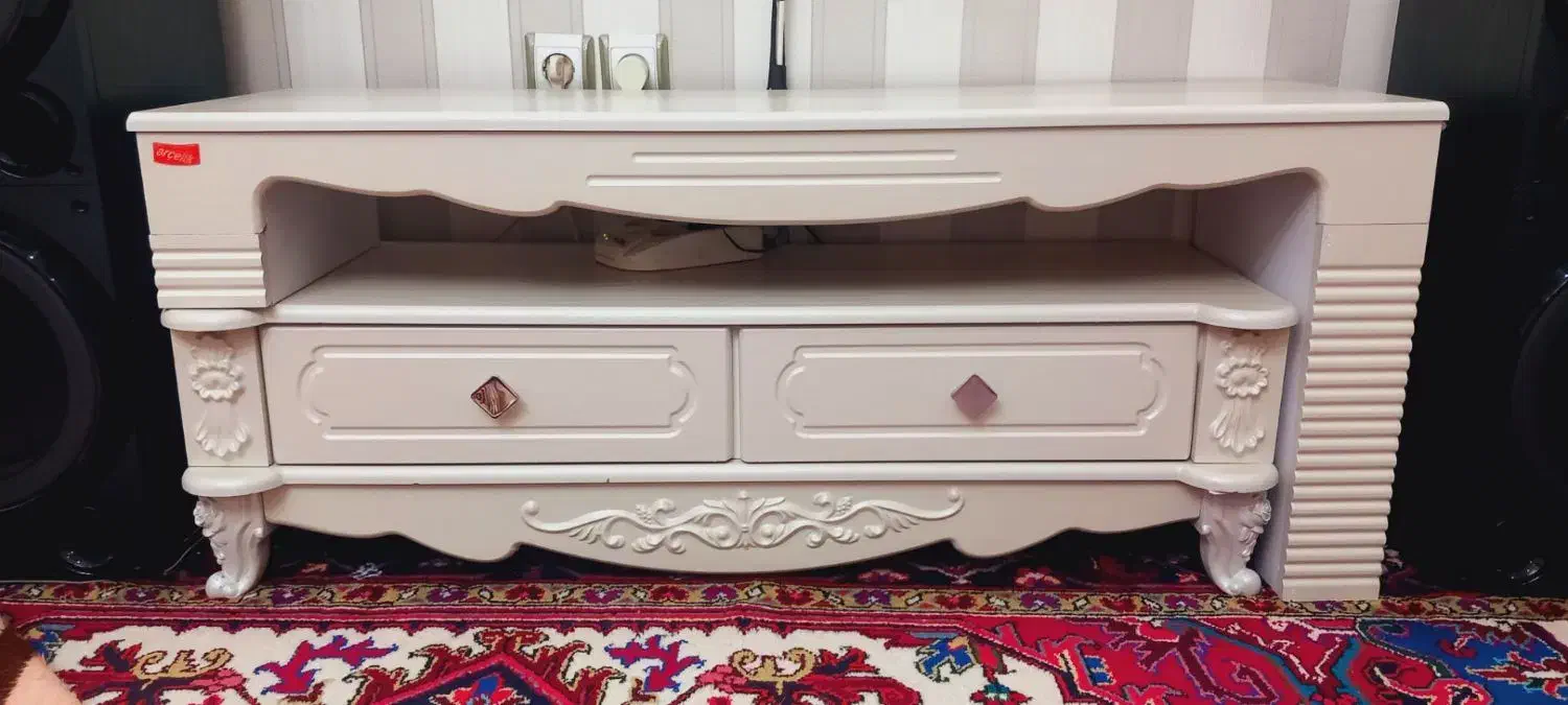 میز تلویزیون سالم..دو تکه|میز تلویزیون|تبریز, |دیوار