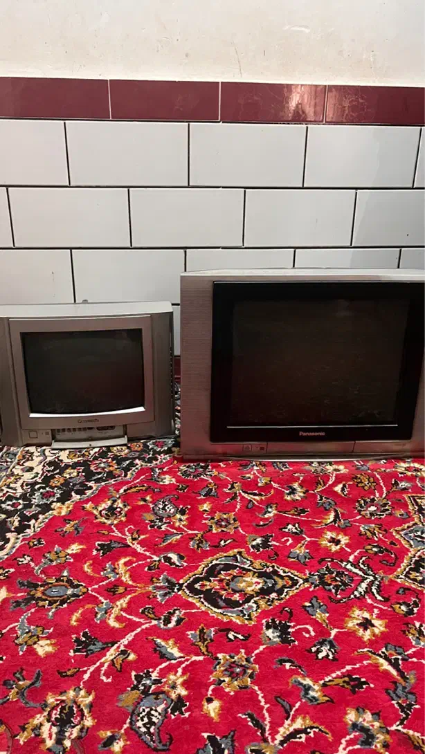 دو عدد تلوزیون|تلویزیون و پروژکتور|شوشتر, |دیوار