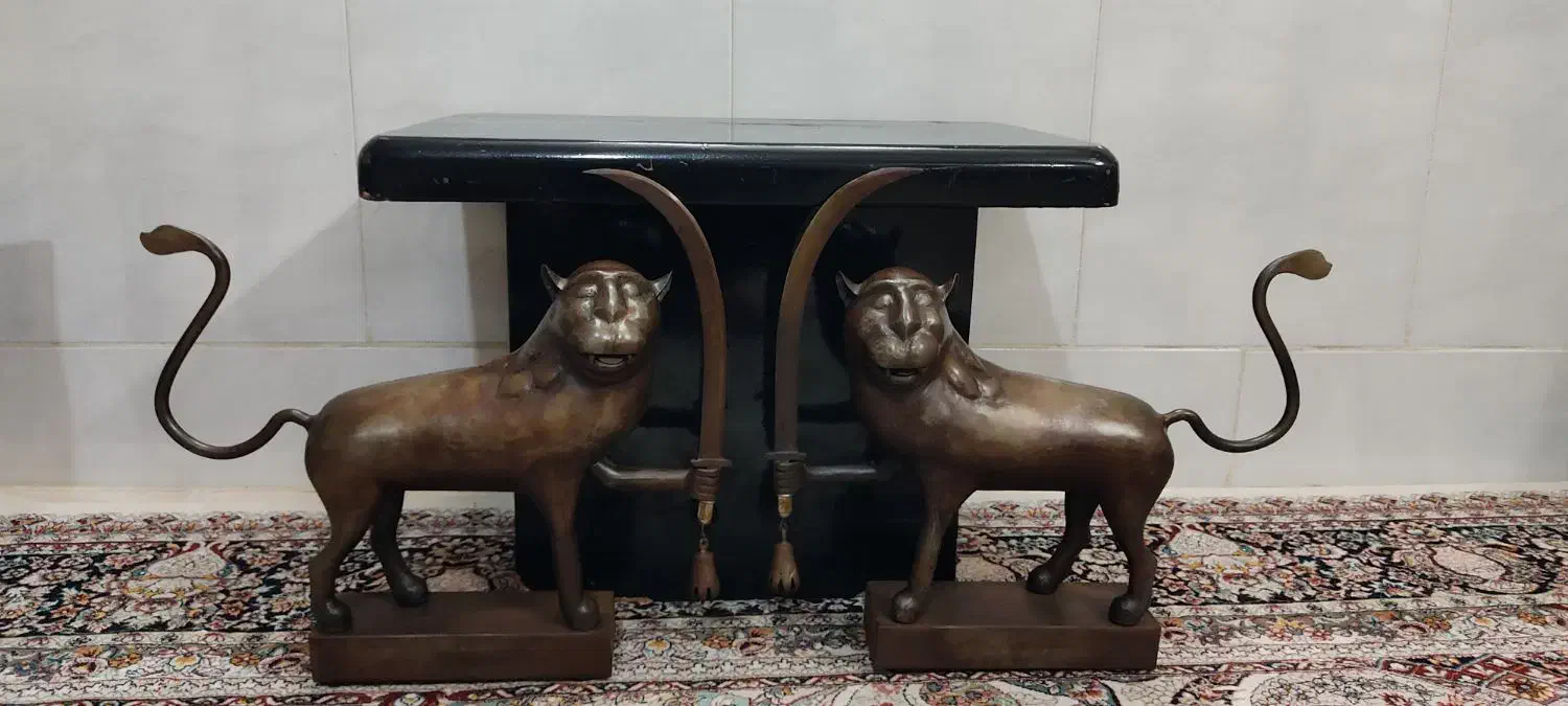 علامت شیر|کلکسیون اشیاء عتیقه|اصفهان, شهرک امام زمان|دیوار