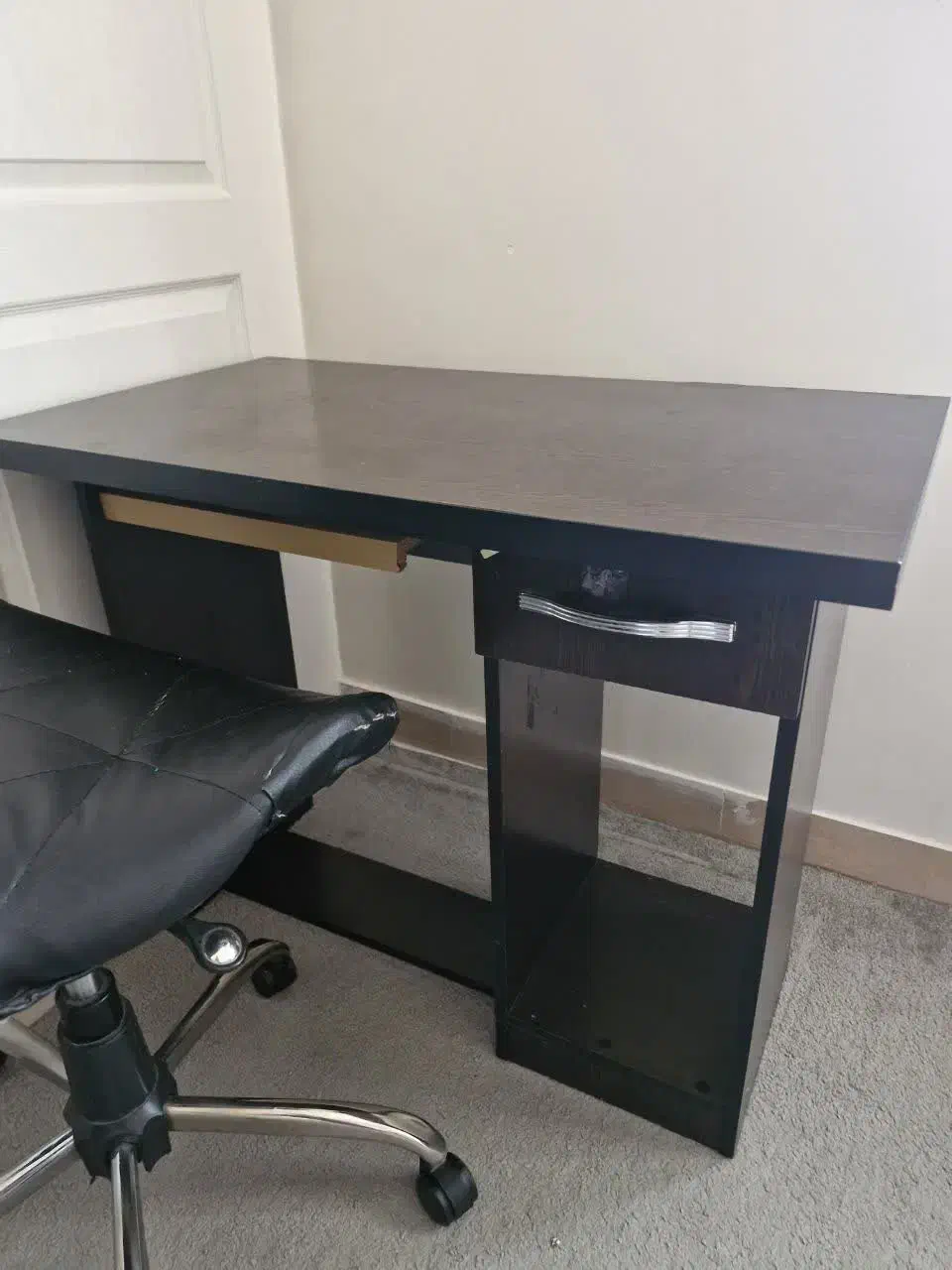 میز تحریر و صندلی|میز تحریر و کامپیوتر|اسلام‌شهر, شهرک مفیدی|دیوار