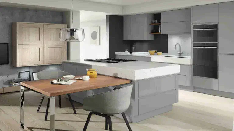 ویلایی 3 خواب شمالی علامه امینی اتصال هشت بهشت|فروش خانه و ویلا|شاهینشهر, شهرک گلدیس|دیوار