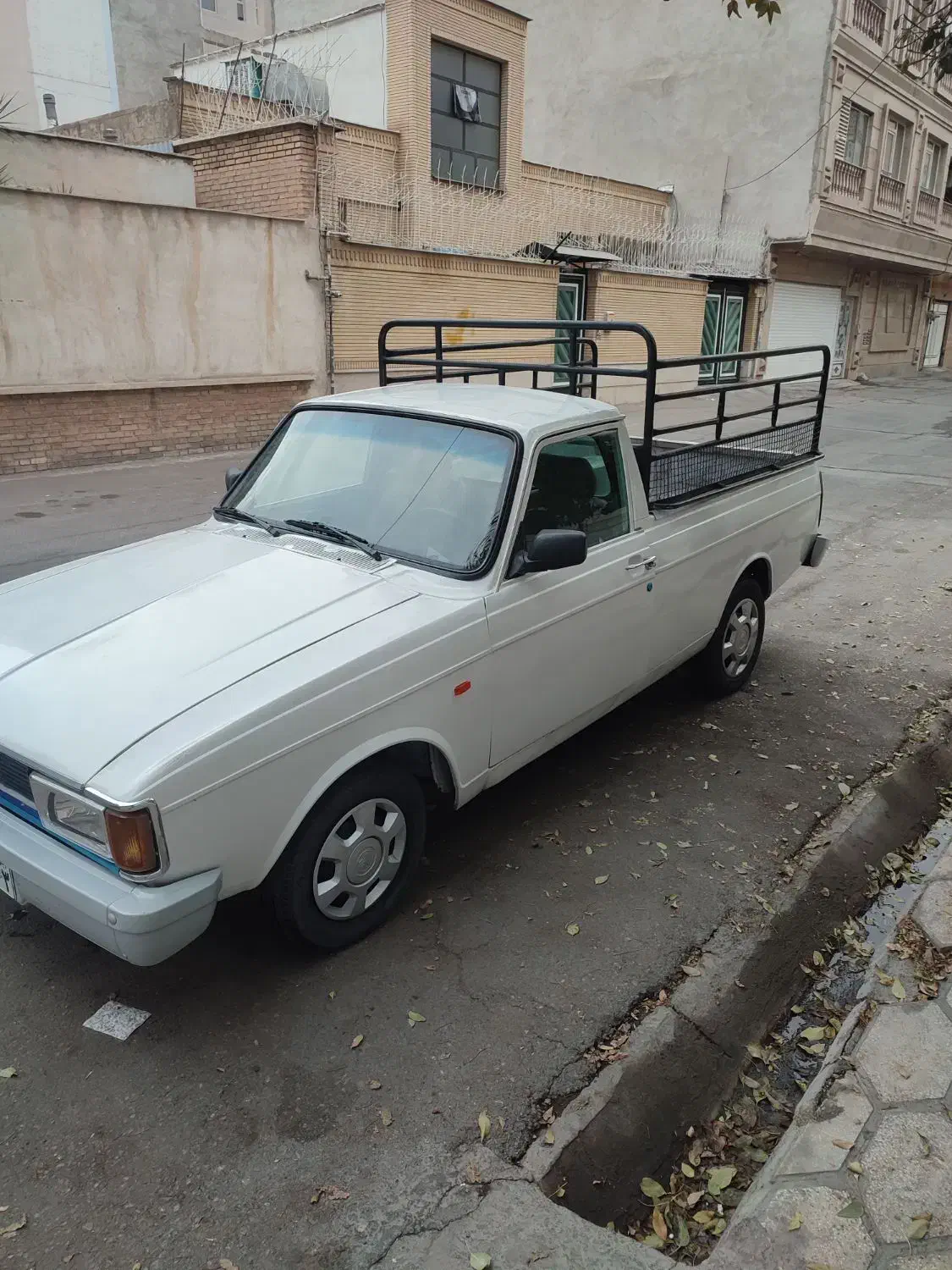 پیکان وانت مدل  ۲۵ اسفند ۹۱ آول ۹۲ در واقع ۹۲|خودرو سواری و وانت|شیراز, شهرک ولیعصر|دیوار