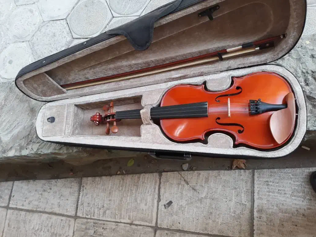 ویالن ۴.۴ سالم و نو|ویولن|تهران, وحیدیه|دیوار