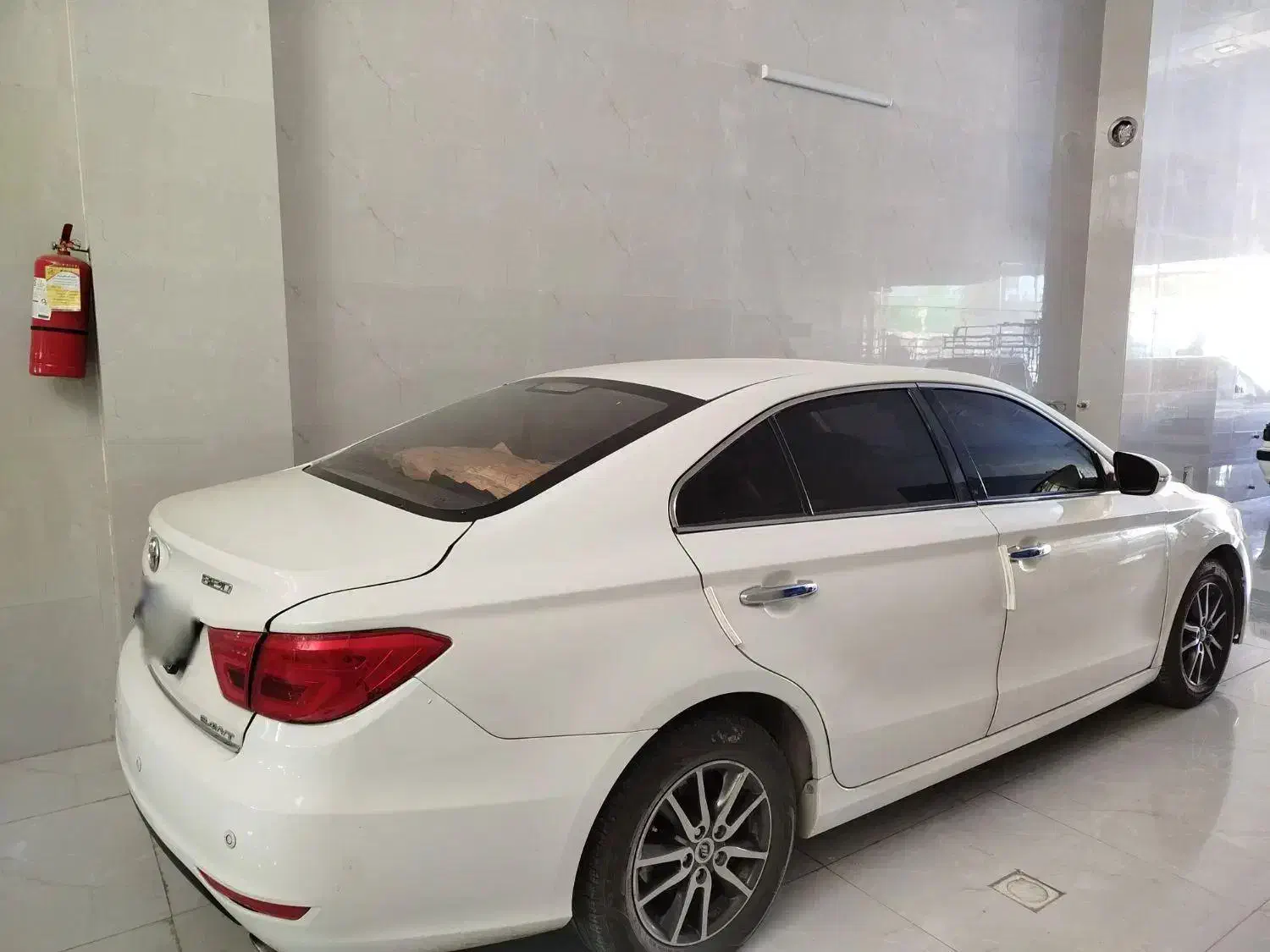 لیفان ۸۲۰|خودرو سواری و وانت|اقلید, |دیوار