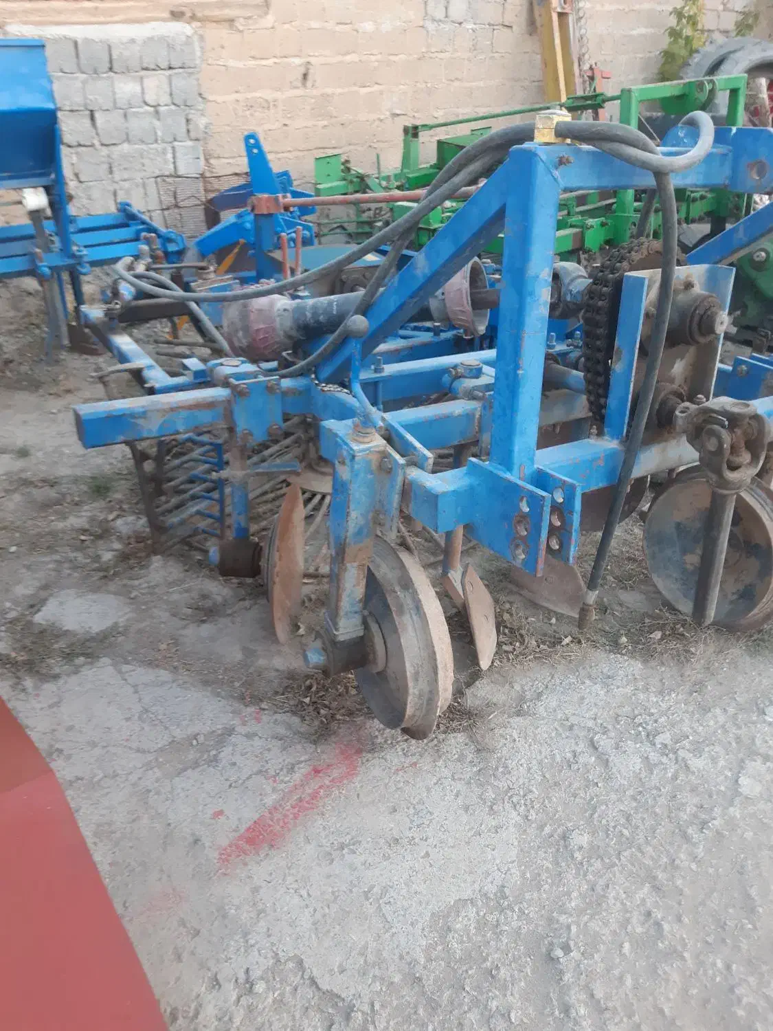 چغندرکن، و،سرزن،برگ زن|قطعات یدکی و لوازم جانبی|مهاباد (آذربایجان غربی), |دیوار